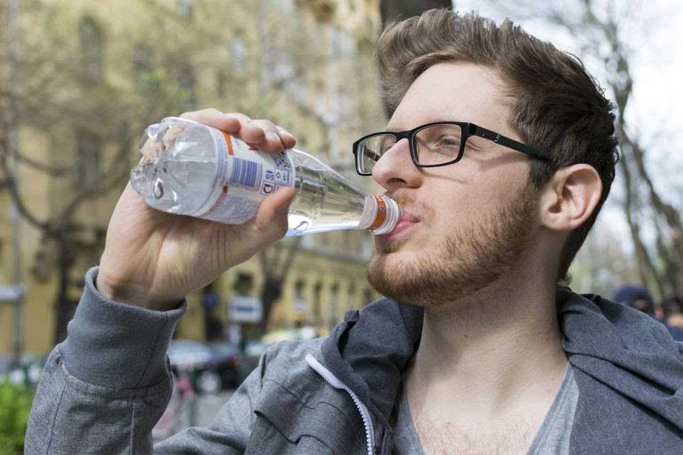 Carbonated water Harm? Let's clarify